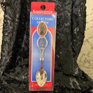 VINTAGE 80s Elvis Presley Souvenir Collector Spoon –TCB Lightning Bolt Charm NIB